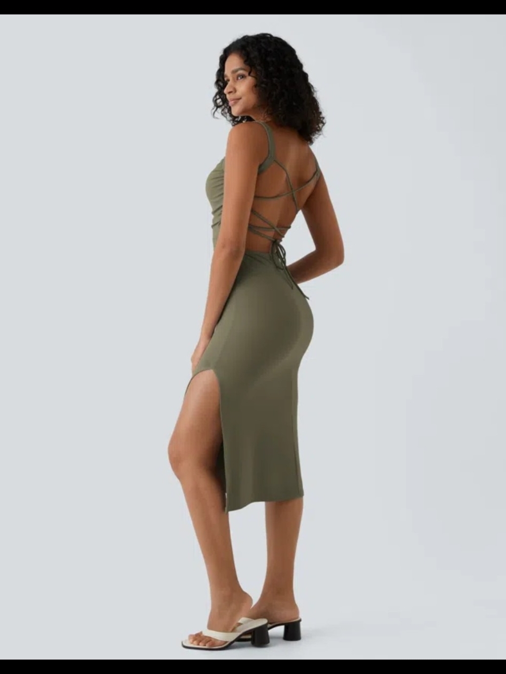 NEW Halara SoftlyZero Airy
Ruched Lace Up Bodycon Midi Dress Size Medium